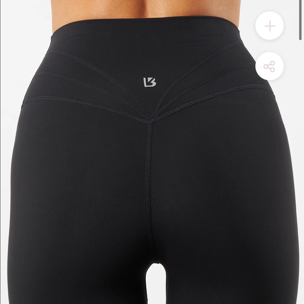 BNWT BUFFBUNNY Legacy Leggings Black - M